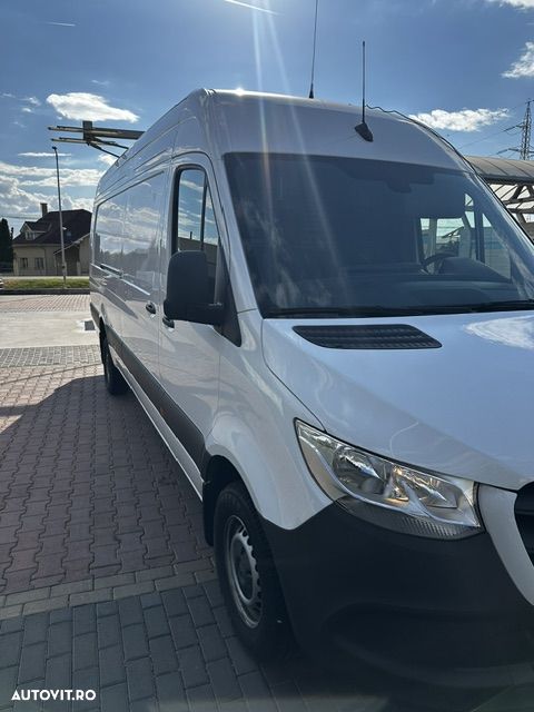 Mercedes-Benz SPRINTER - 4