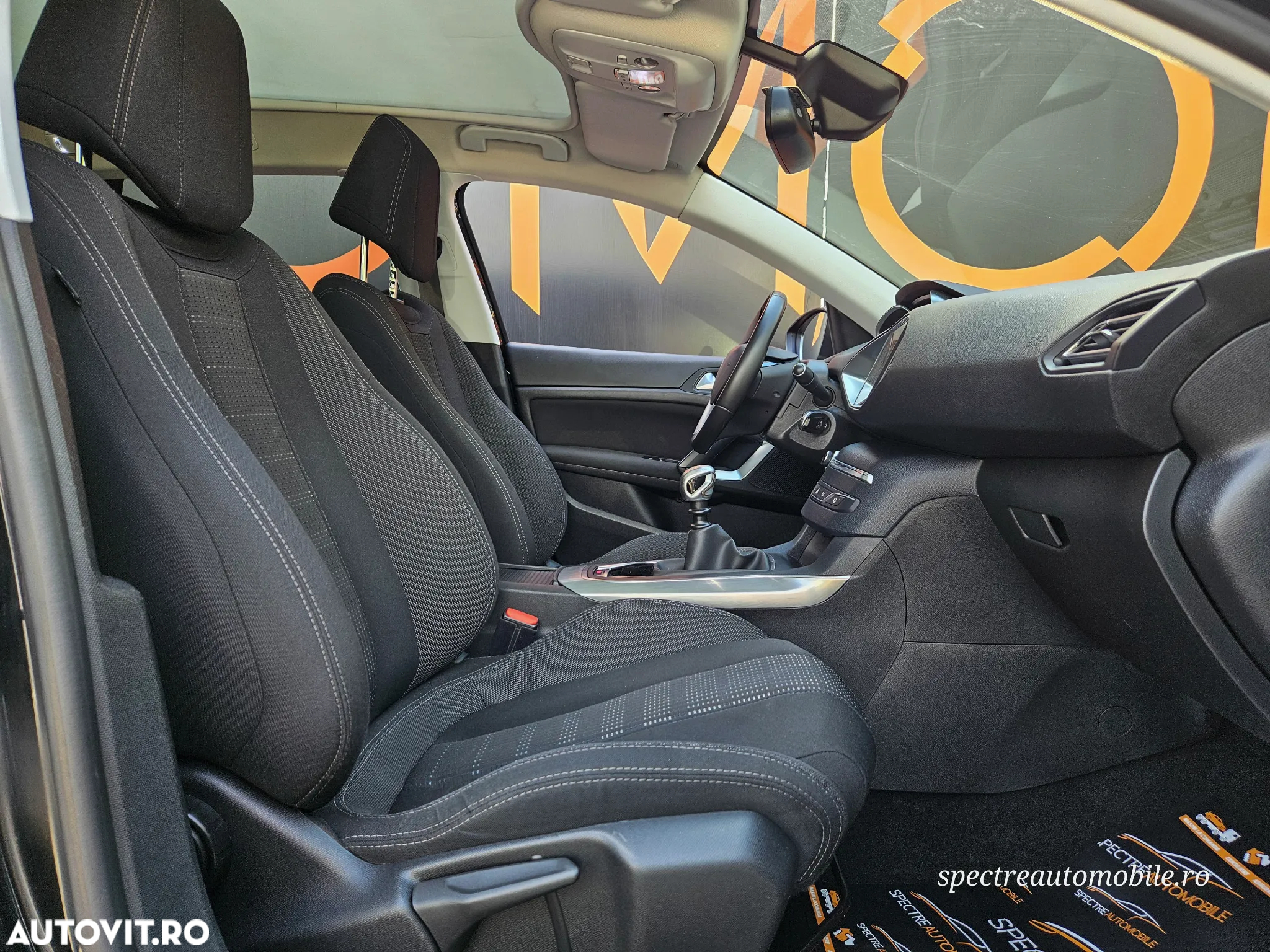 Peugeot 308 SW 1.6 e-HDI FAP STT Allure - 13