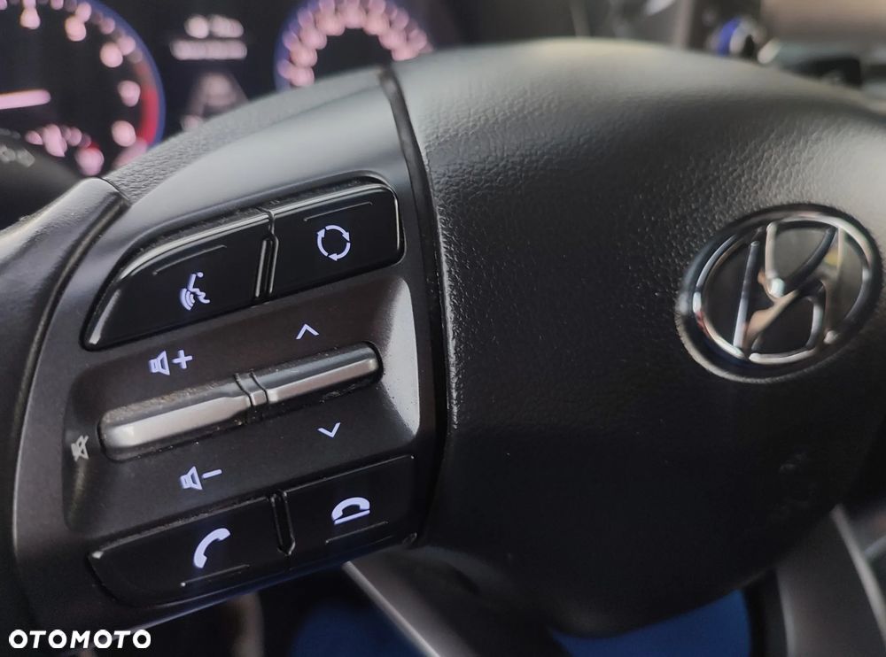 Hyundai Kona - 18