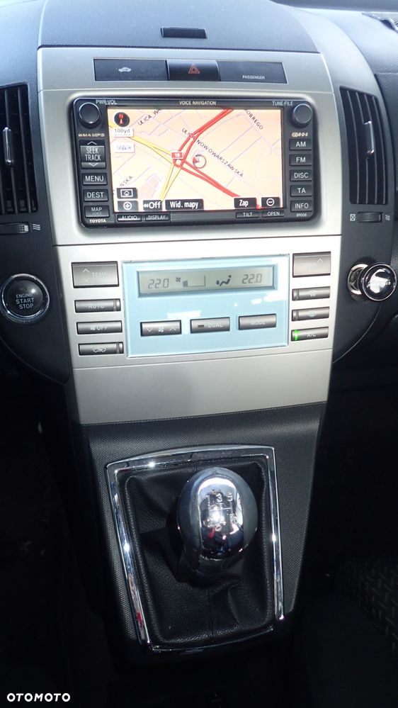 Toyota Corolla Verso 1.8 Executive - 23