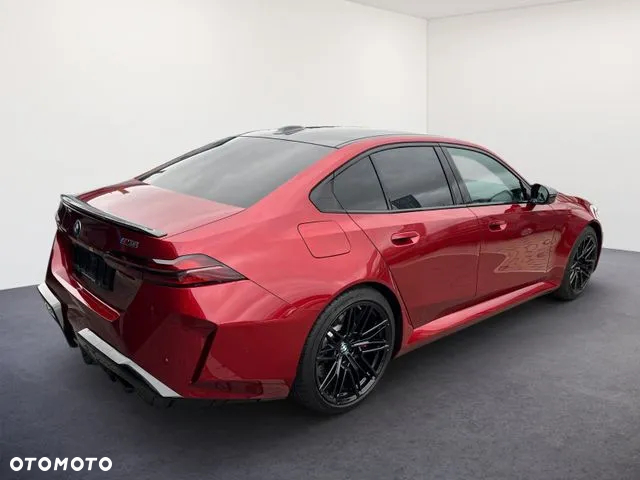 BMW M5 CS - 4