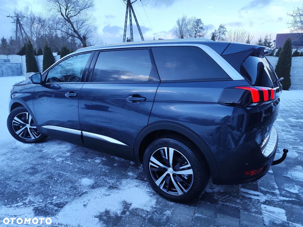 Peugeot 5008 1.6 BlueHDI Allure S&S EAT6 - 4