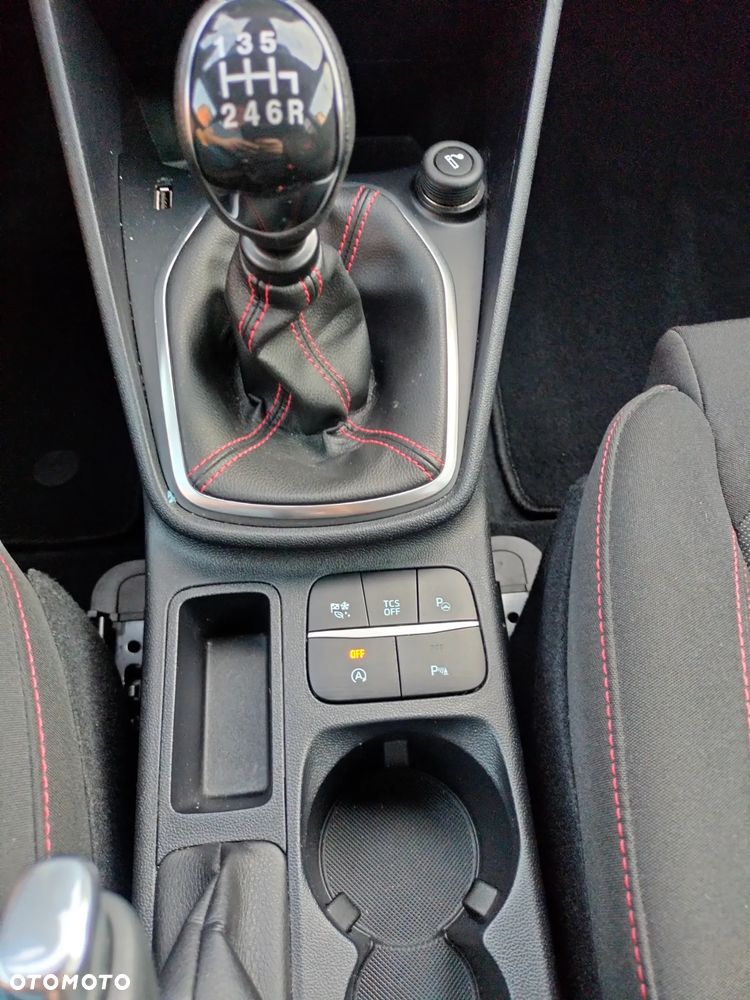 Ford Fiesta 1.0 EcoBoost S&S ST-LINE X - 22