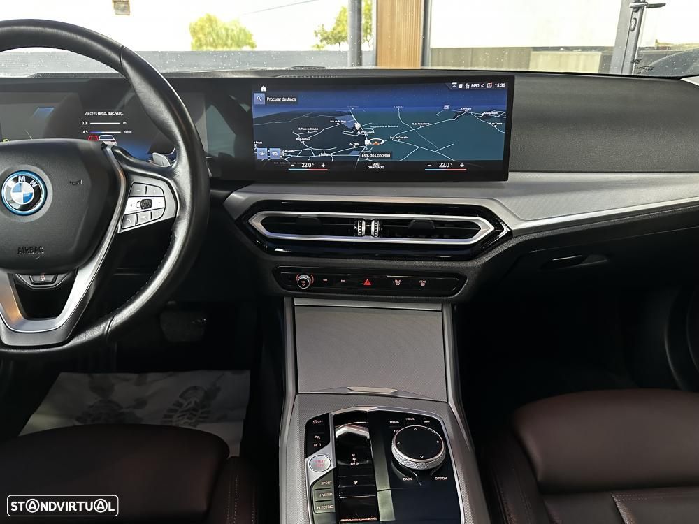 BMW 320 e xDrive Aut. Luxury Line - 28