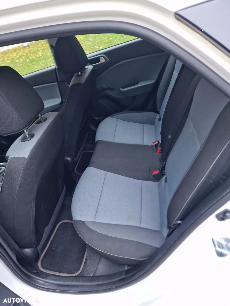 Hyundai i20 1.25 84CP M/T Comfort - 14