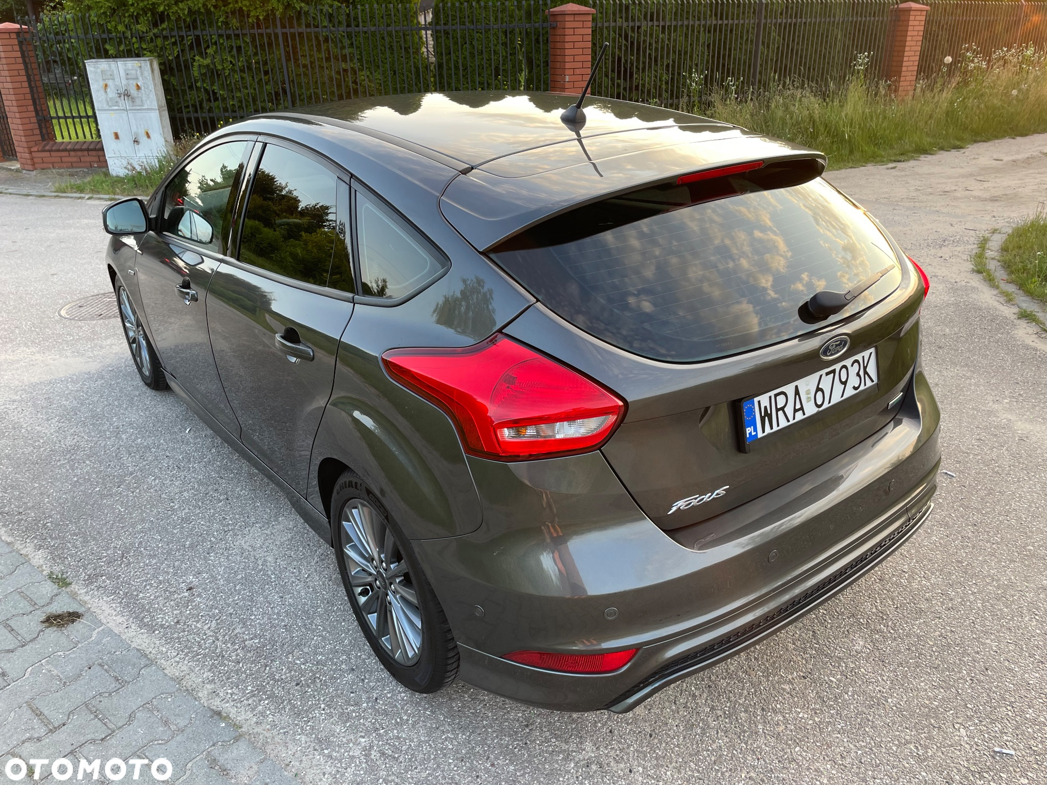 Ford Focus - 12