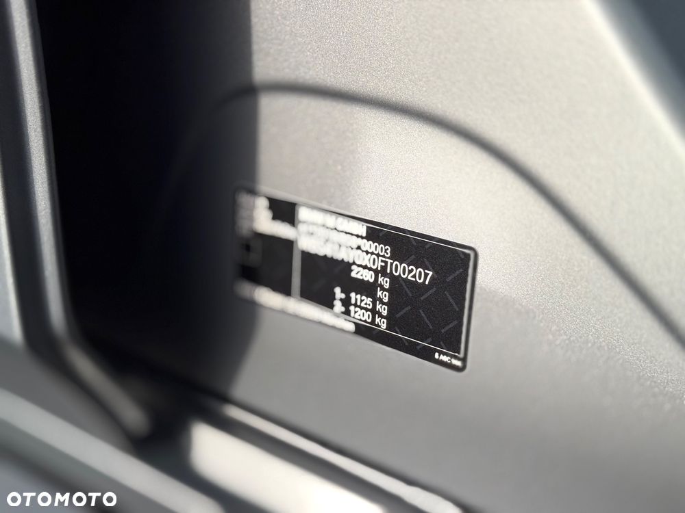 BMW M3 Competition xDrive sport - 24