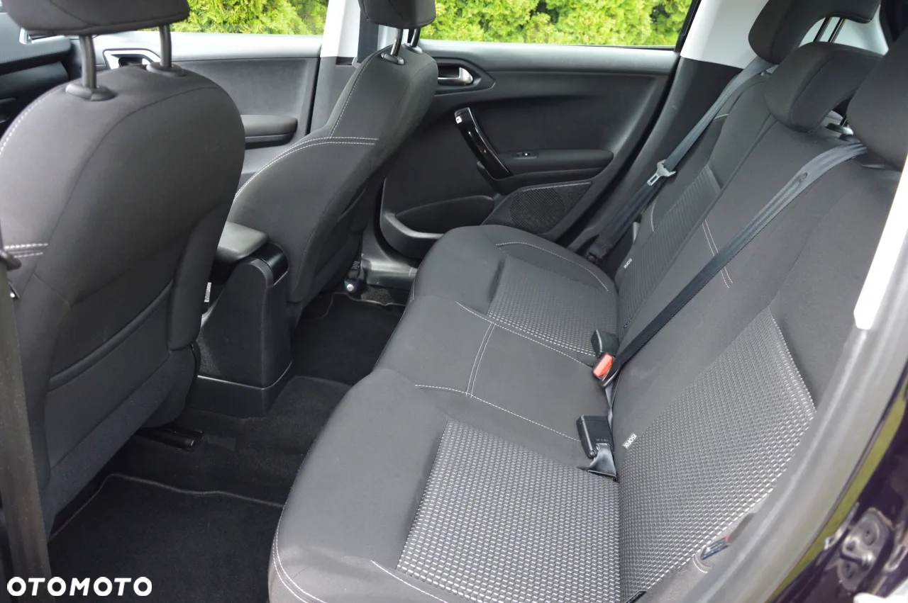 Peugeot 208 1.2 PureTech Allure - 14