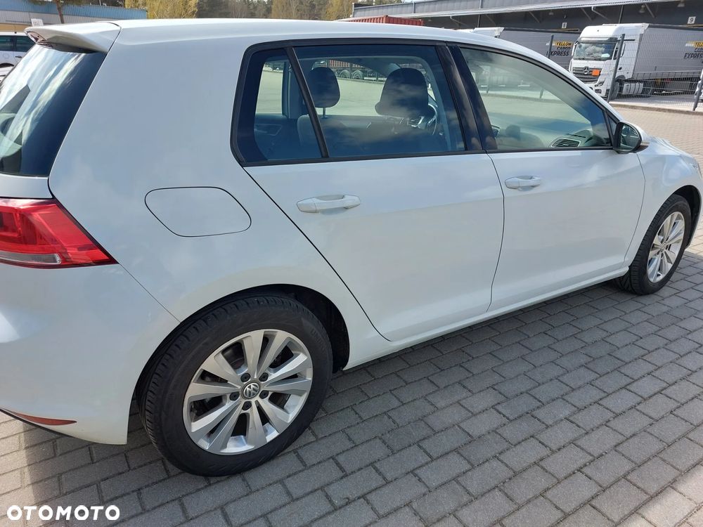 Volkswagen Golf 1.2 TSI BMT Comfortline - 5