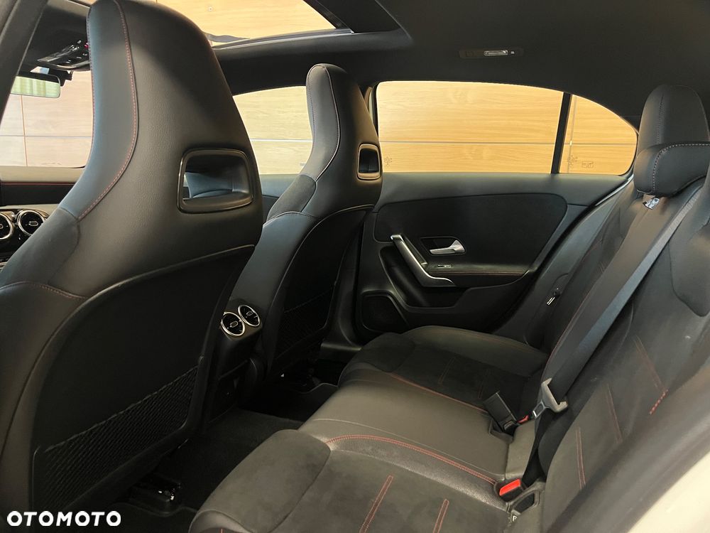 Mercedes-Benz Klasa A 200 AMG Line 7G-DCT - 12