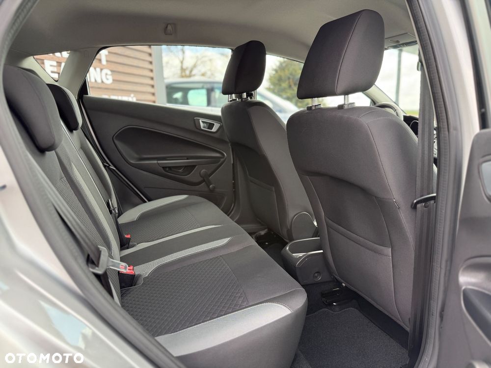 Ford Fiesta 1.25 Silver X - 11