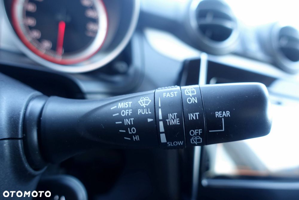 Suzuki Swift 1.2 Dualjet Allgrip Comfort - 26