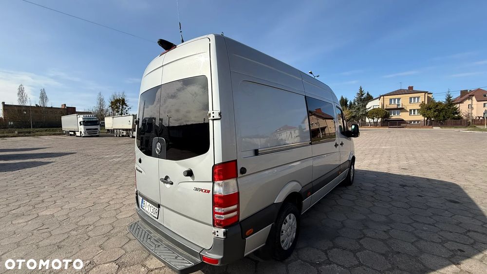 Mercedes-Benz Sprinter - 18