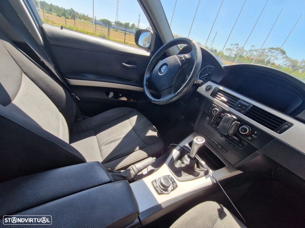 BMW 320 d - 9