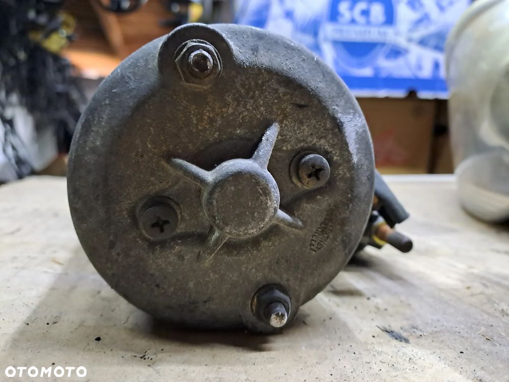 BMW E39 3.0TD rozrusznik Denso 2247391 - 4