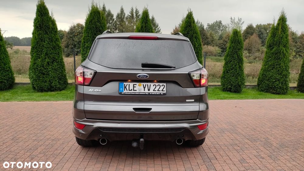 Ford Kuga 1.5 EcoBoost 2x4 ST-Line - 5
