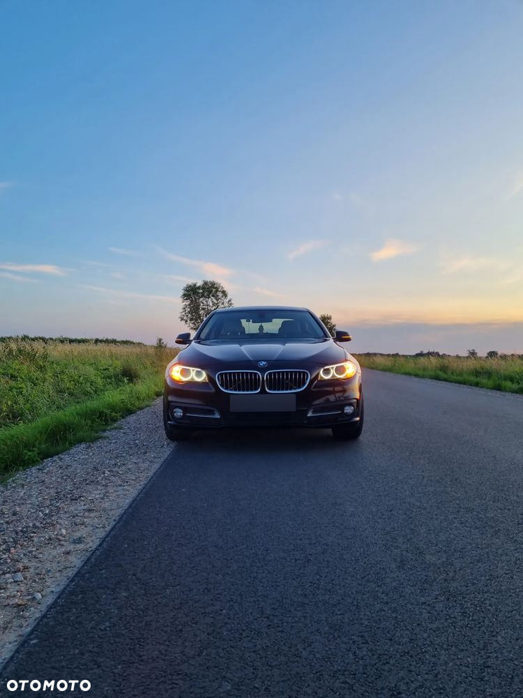 BMW Seria 5 520d xDrive - 3