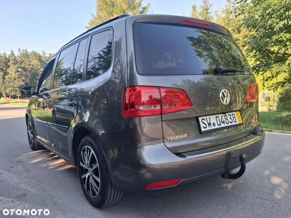 Volkswagen Touran - 3