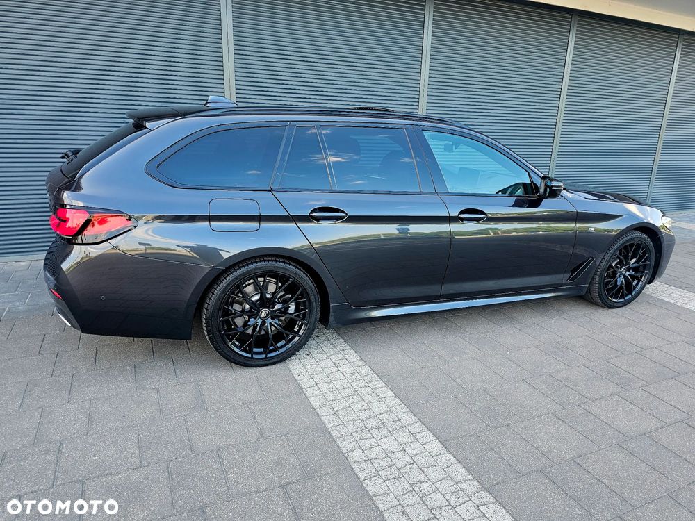 BMW Seria 5 520d xDrive M Sport Edition - 7