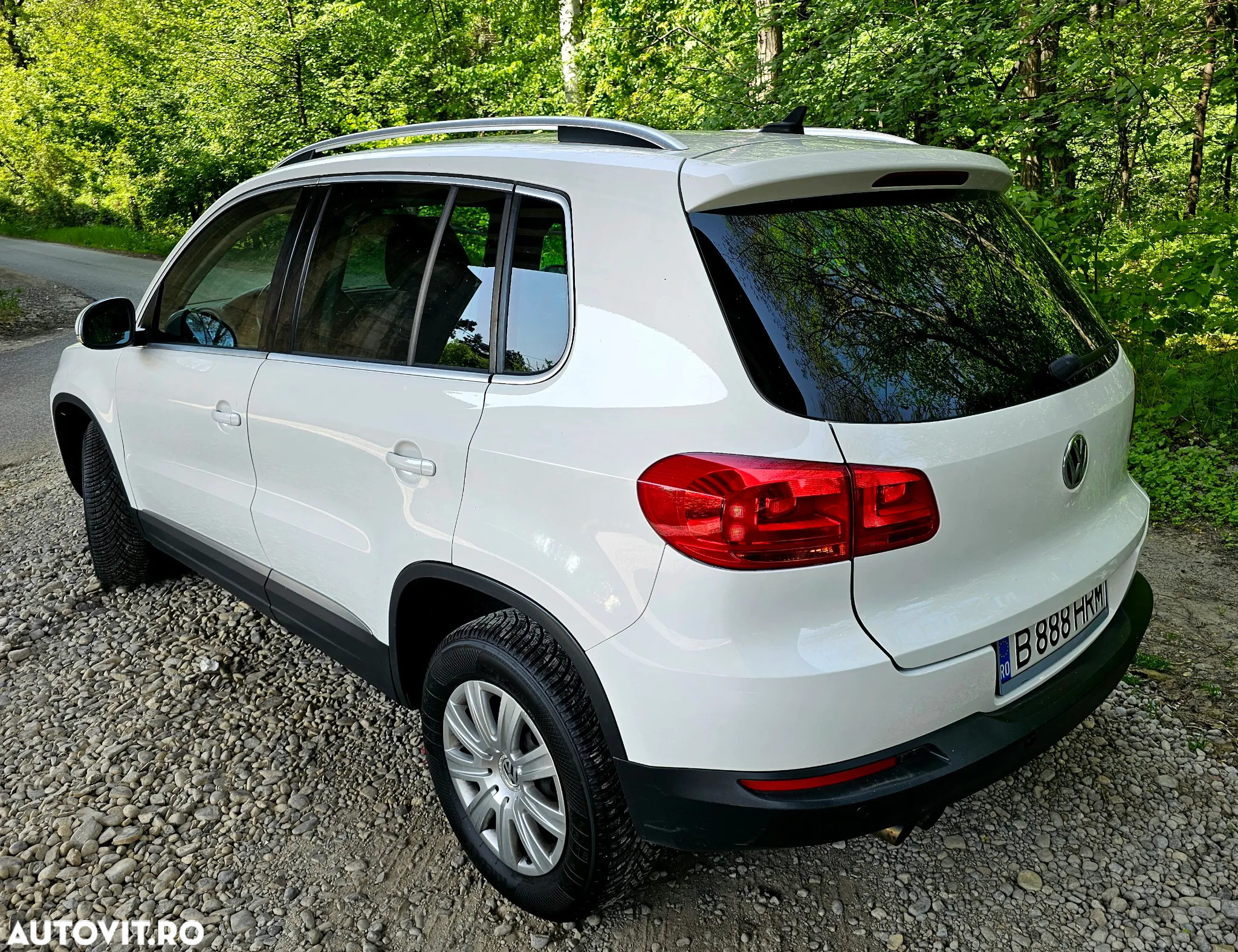 Volkswagen Tiguan 2.0 TDI 4Motion DSG Track & Style - 4