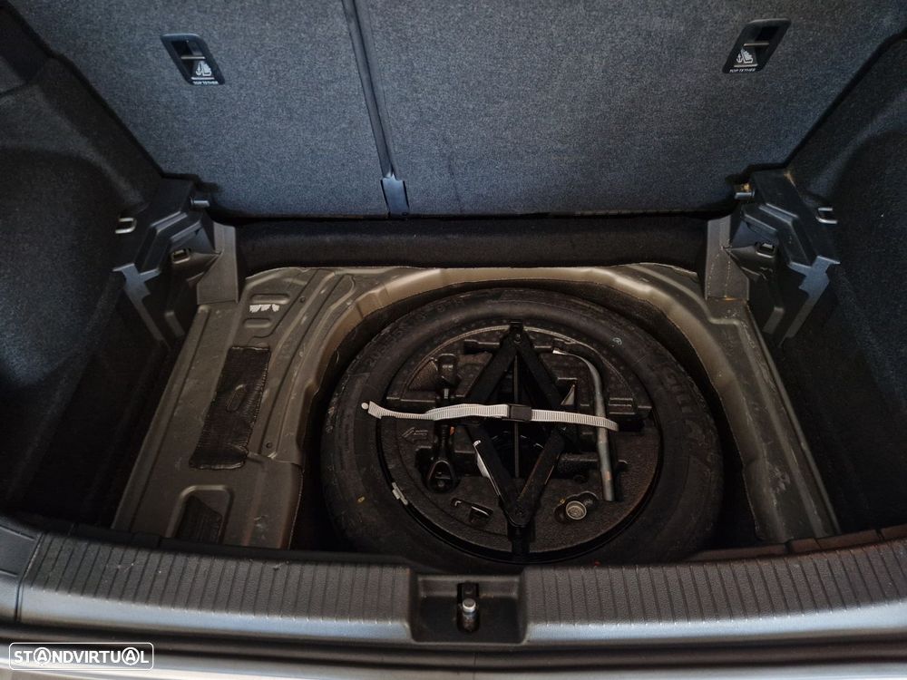 VW T-Cross 1.0 TSI Life - 19