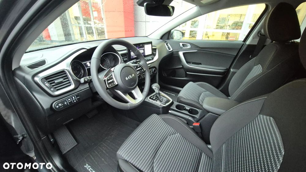 Kia XCeed ver-1-5-t--gdi-m-dct - 15