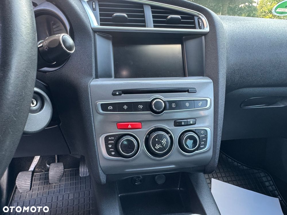 Citroën C4 BlueHDi 100 Selection - 10