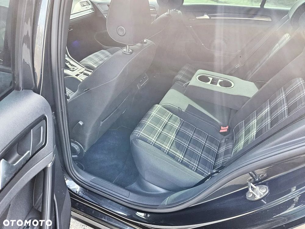 Volkswagen Golf Variant GTD (BlueMotion Technology) DSG - 15