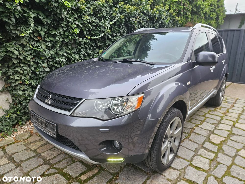 Mitsubishi Outlander 2.2 DI-D 4WD Intense - 1