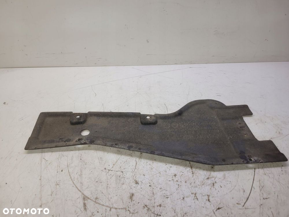 OSŁONA PODWOZIA TYŁ AUDI A4 B8 8K0825281 - 2