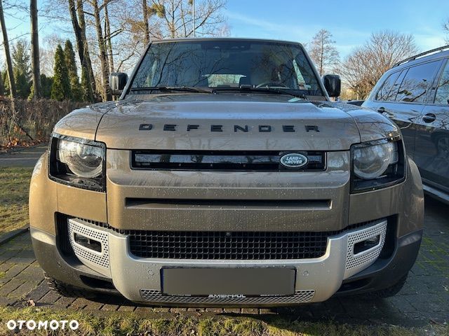 Land Rover Defender - 5