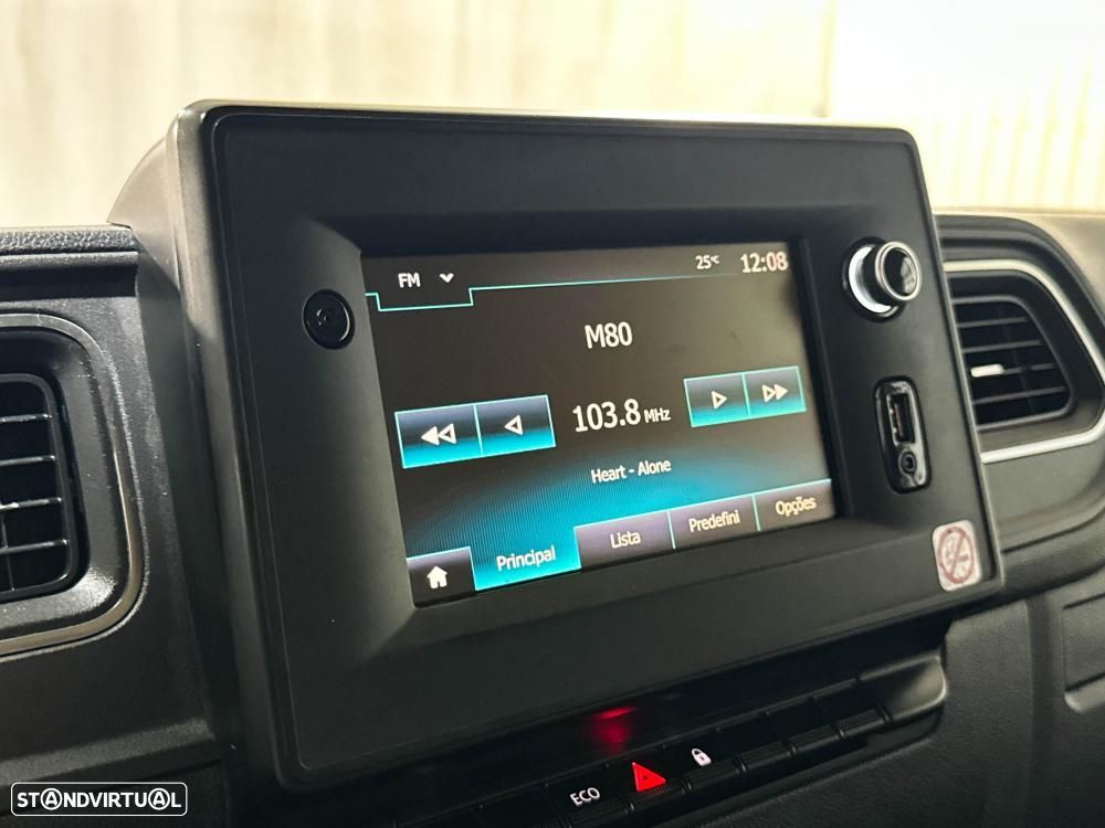 Renault Master L2H2 2.3 DCi 135cv Confort - 42