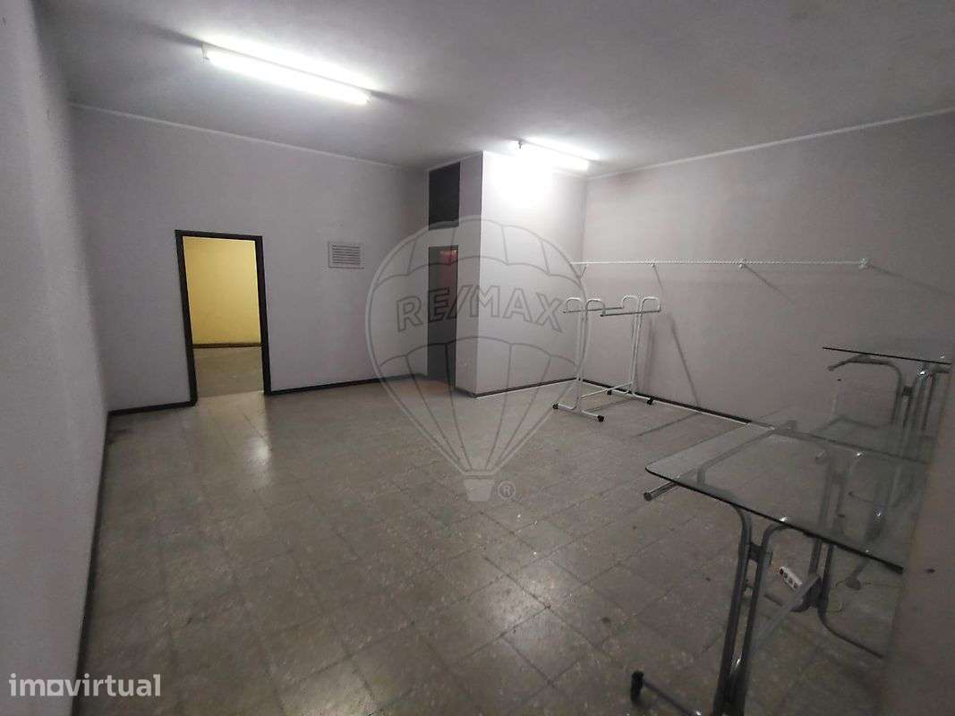 Loja  para arrendamento - Grande imagem: 2/5