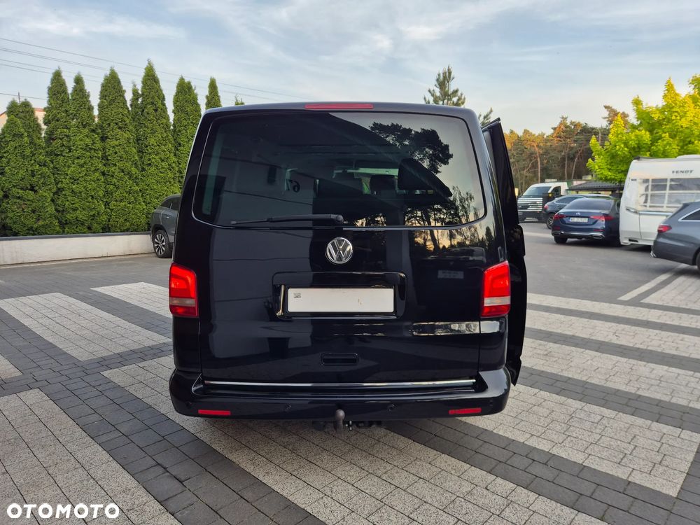Volkswagen Multivan - 16