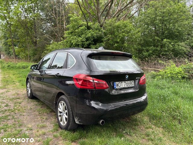 BMW Seria 2 218d - 2