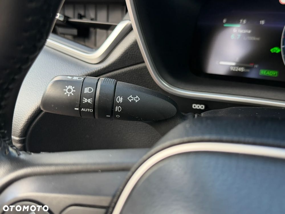 Toyota Corolla Cross 2.0 Hybrid Comfort - 27