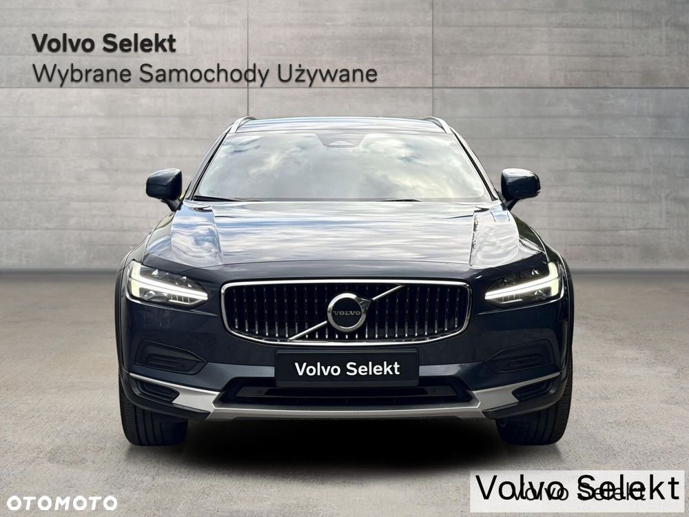 Volvo V90 Cross Country - 3