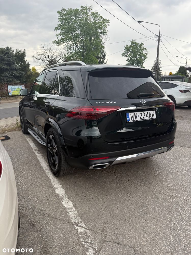 Mercedes-Benz GLE 300 d 4-Matic - 6