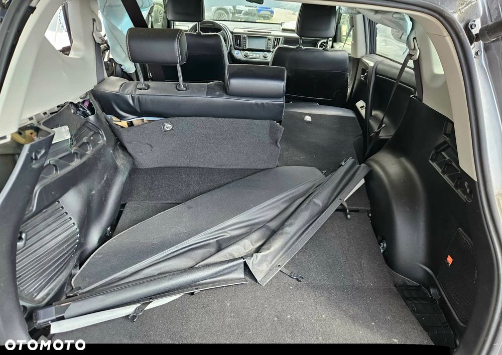 Toyota RAV4 2.5 4x4 Style Selection - 19