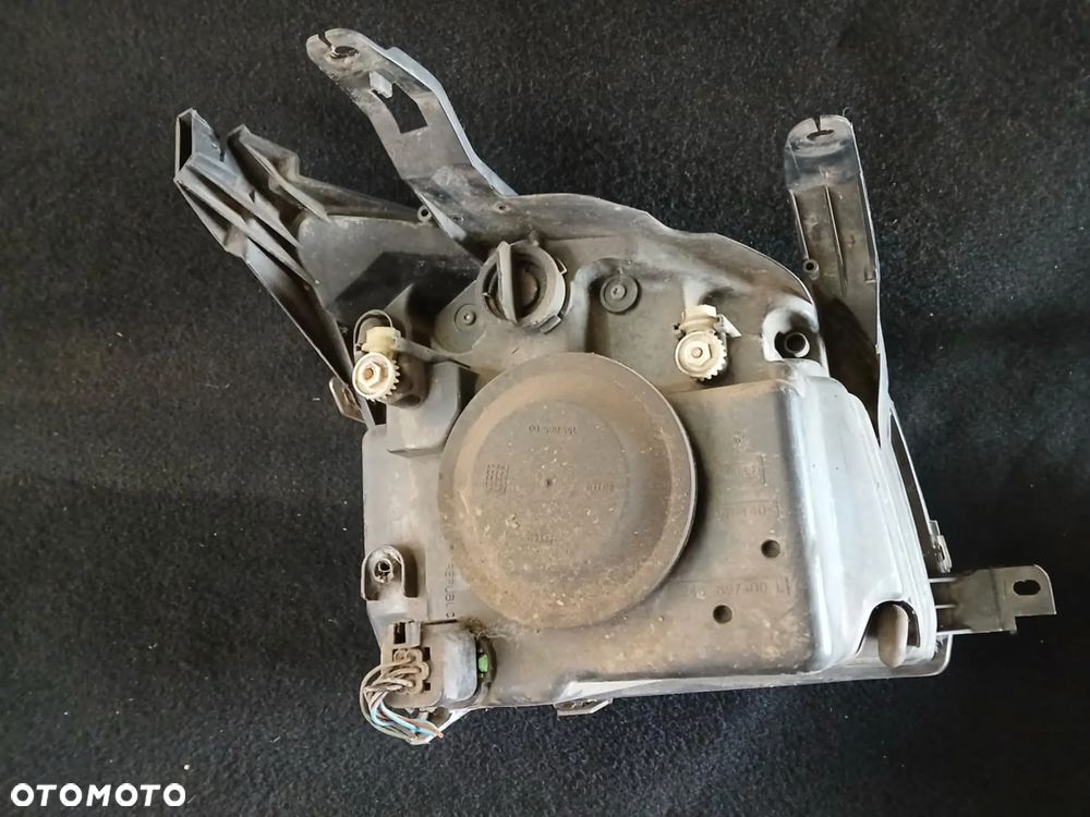 Ford Fusion lampa przednia lewa - 4