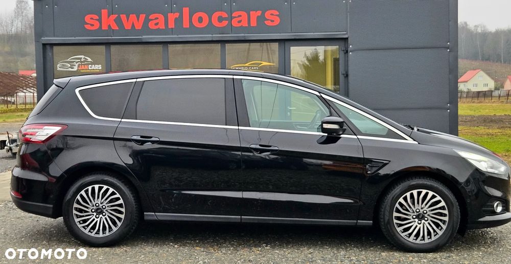 Ford S-Max - 12