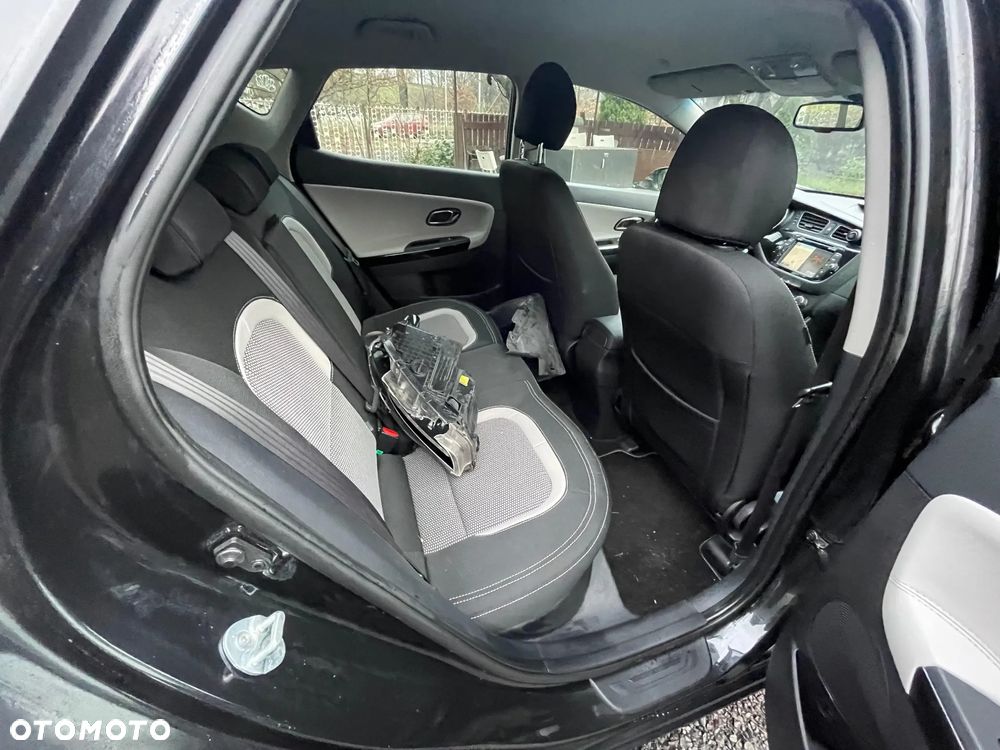 Kia Ceed 1.6 GDI Spirit - 11