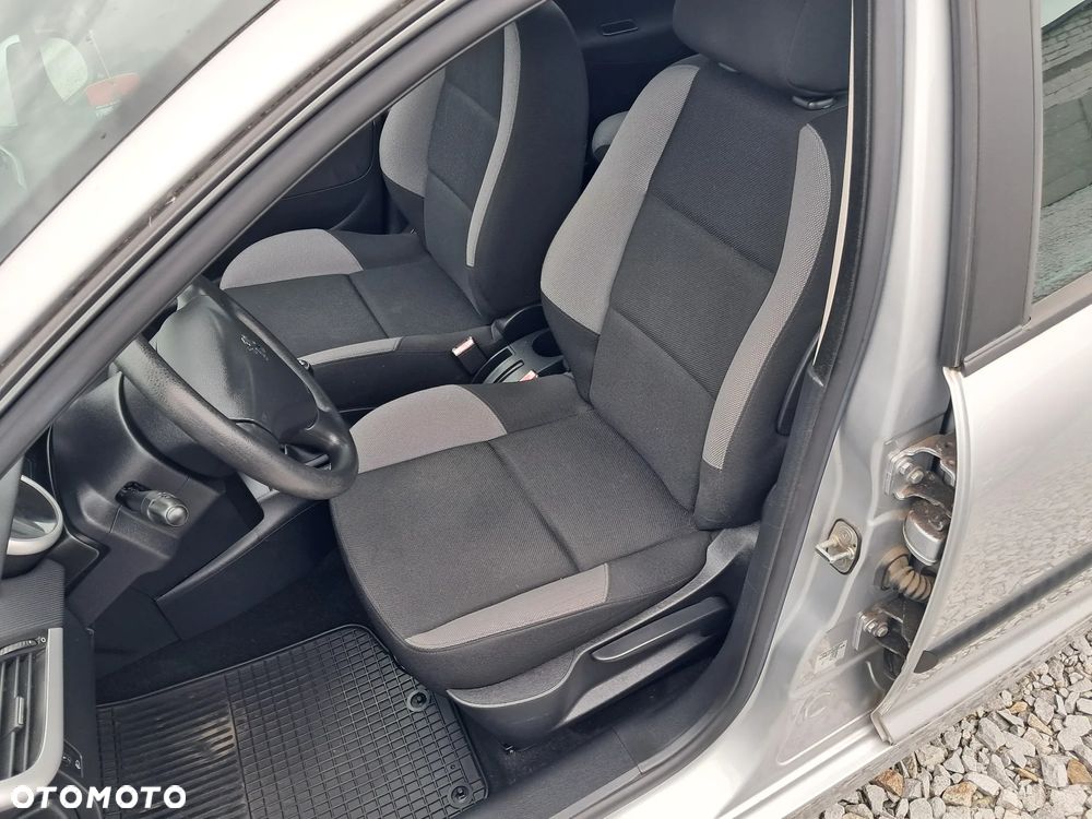 Peugeot 207 95 VTi Urban Style - 9