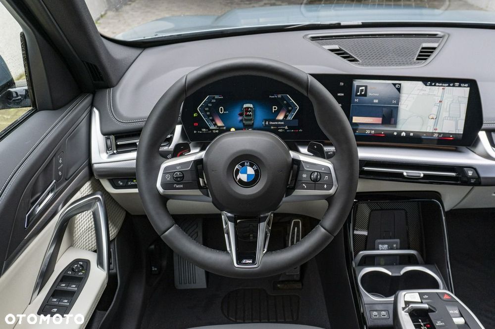 BMW X1 sDrive18i - 15
