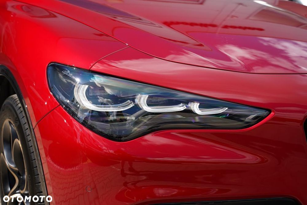 Alfa Romeo Stelvio 2.0 Turbo Intensa Q4 - 26