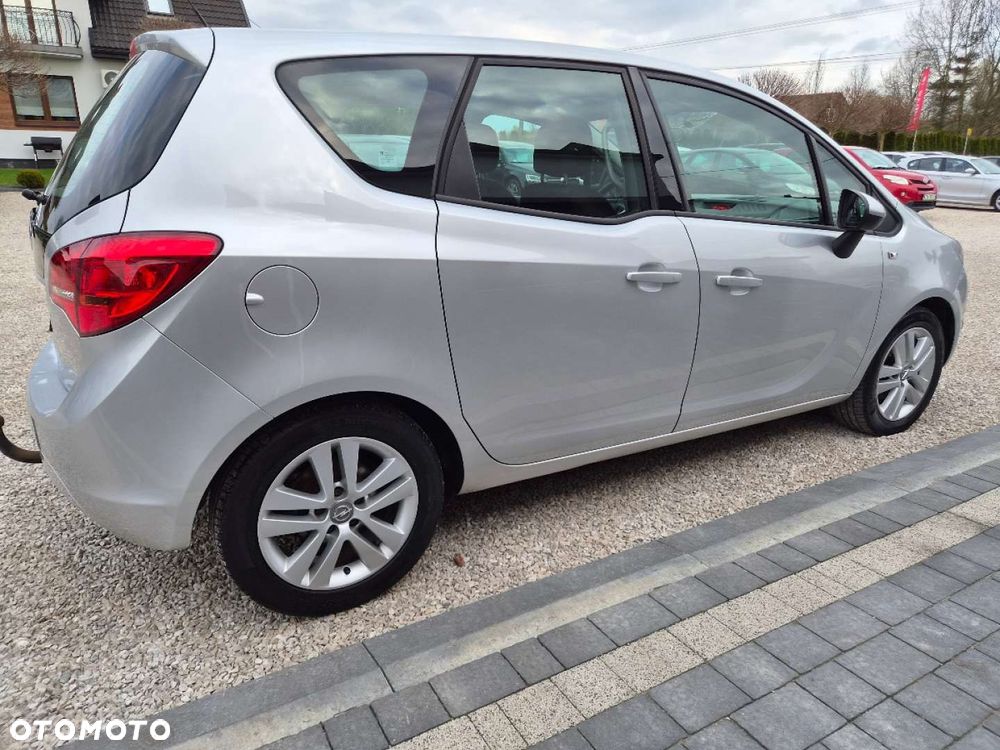 Opel Meriva - 10