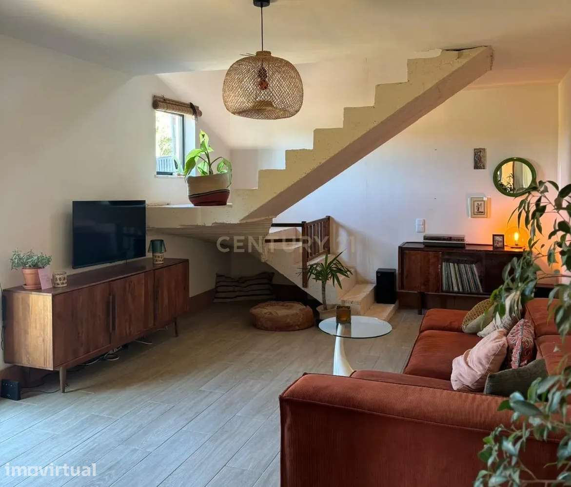 Quinta renovada em terreno de 3 HA perto de praias e serviços, Almáden - Grande imagem: 3/26