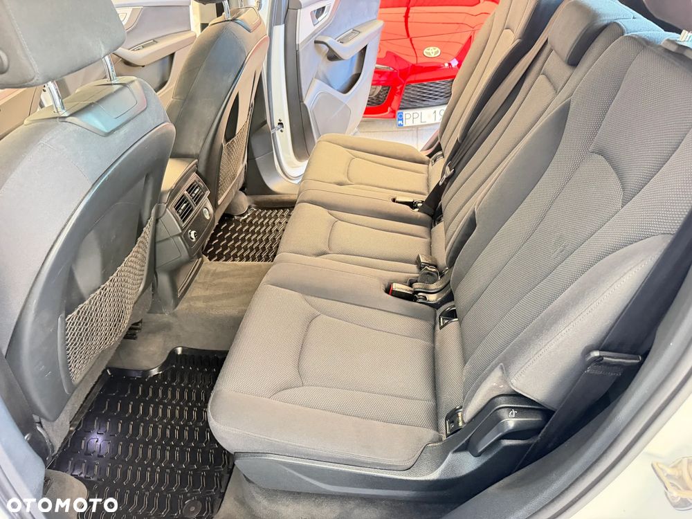 Audi Q7 - 9