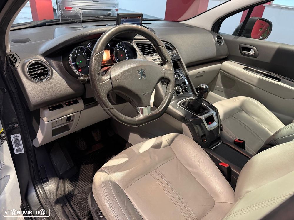 Peugeot 5008 1.6 HDi Premium - 8