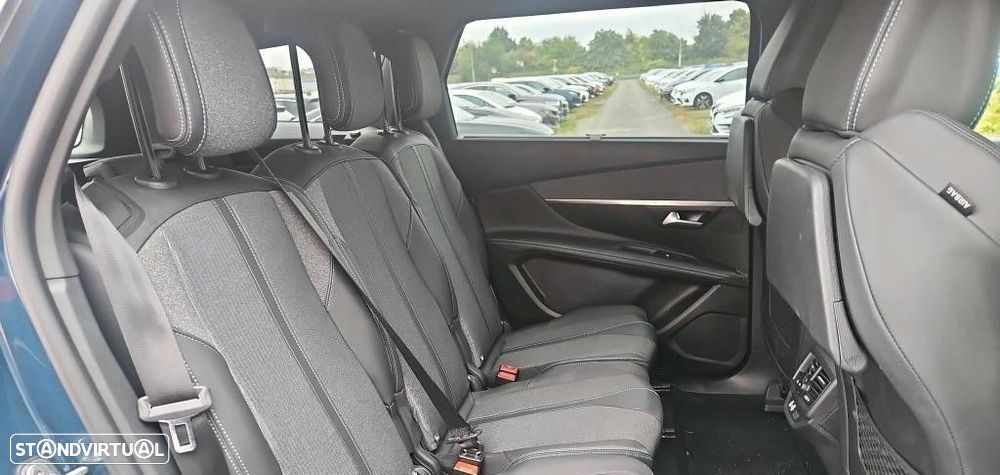 Peugeot 5008 1.2 PureTech Allure Pack EAT8 - 9
